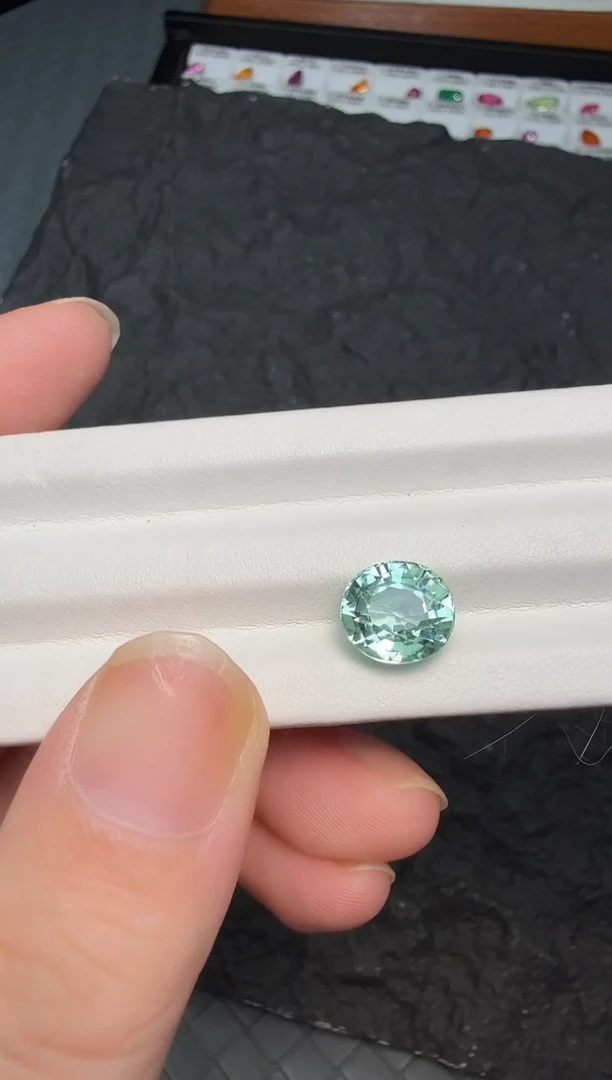 未镶嵌蓝色碧玺Tiffany色4.1ct-A233-1p