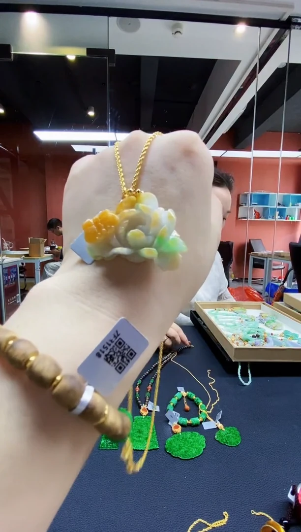颈饰未镶嵌翡翠翡翠吊坠