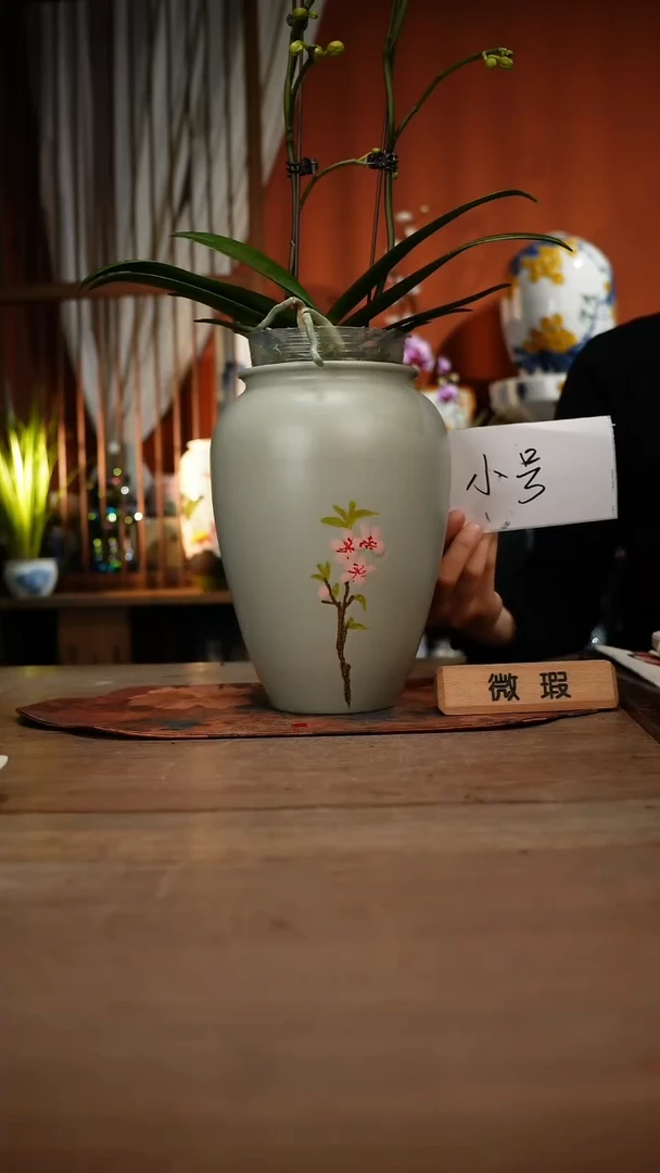 当代高温釉下彩手绘陶瓷餐具
