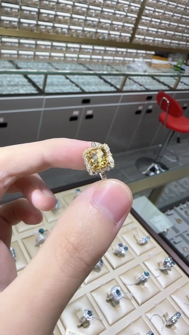 【闪购商品】黄晶戒指银S925镶嵌7mm简约