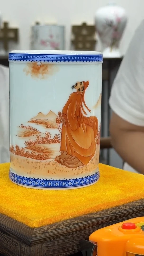 摆件国检鉴证中心-陶瓷-手绘-笔筒