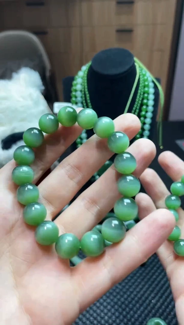 颈饰未镶嵌和田玉和田玉碧玉猫眼手串12mm