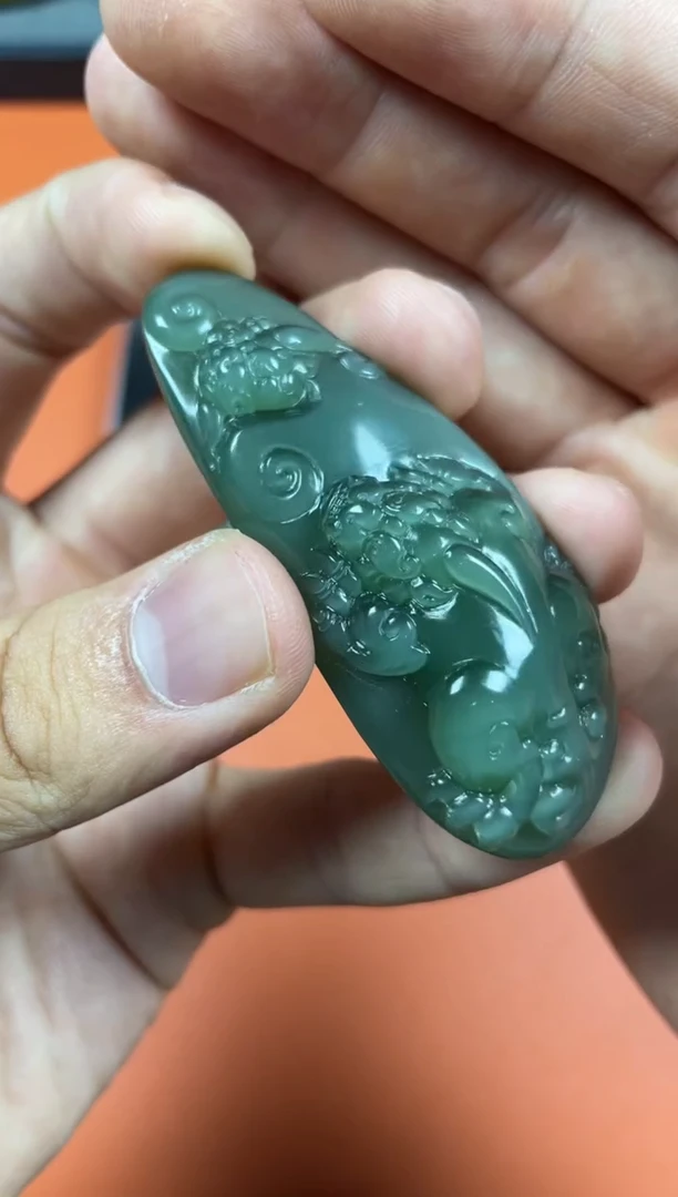 颈饰未镶嵌和田玉礼***代5