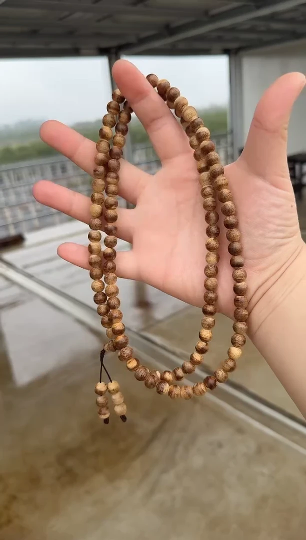 【闪购商品】沉香吊坠0.8黄油格圆珠多圈20克+