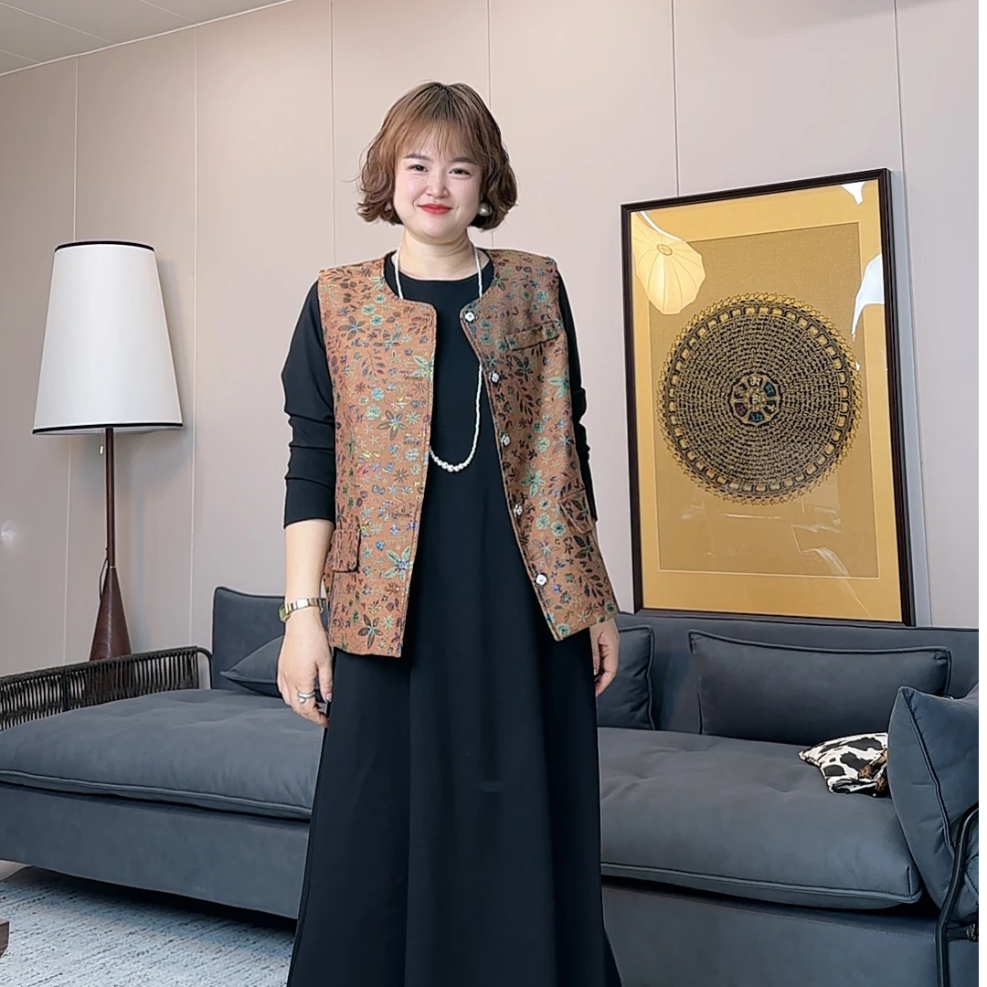 【五爱专属】国风刺绣宽松型圆领拼接复古港风气质显瘦马夹碎花秋季