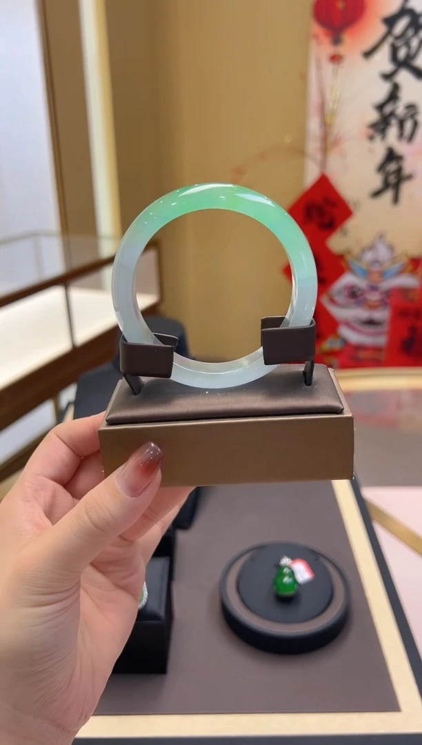 【闪购商品】翡翠手镯未镶嵌订金