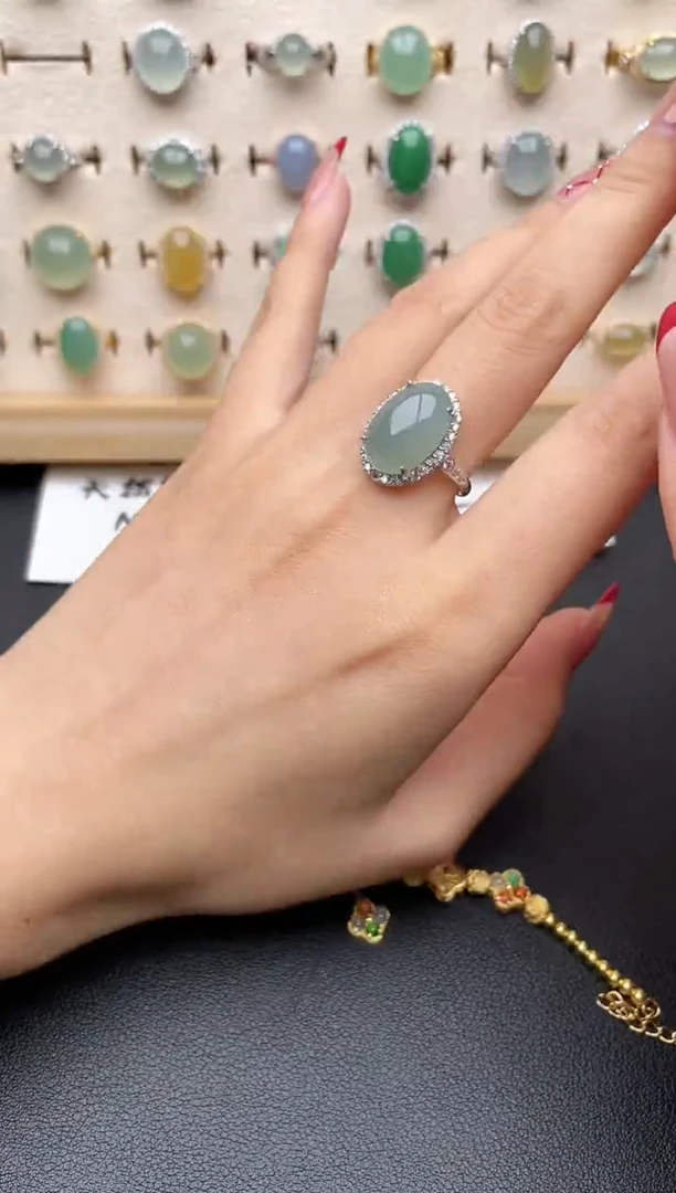 【闪购商品】翡翠戒指银S925镶嵌一物一证一礼盒