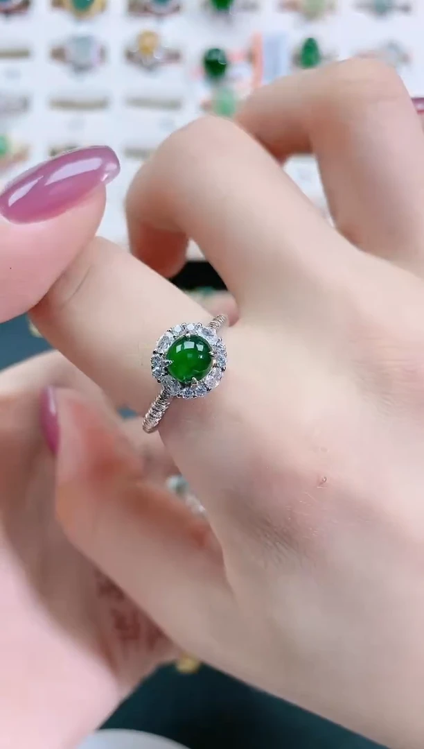 翡翠戒指银S925镶嵌天然翡翠