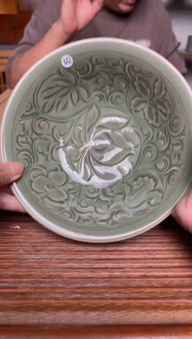 瓷器443纯手工秘色内外双刻斗笠碗