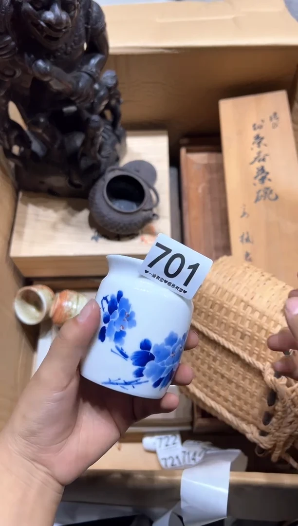瓷片w****7701...............