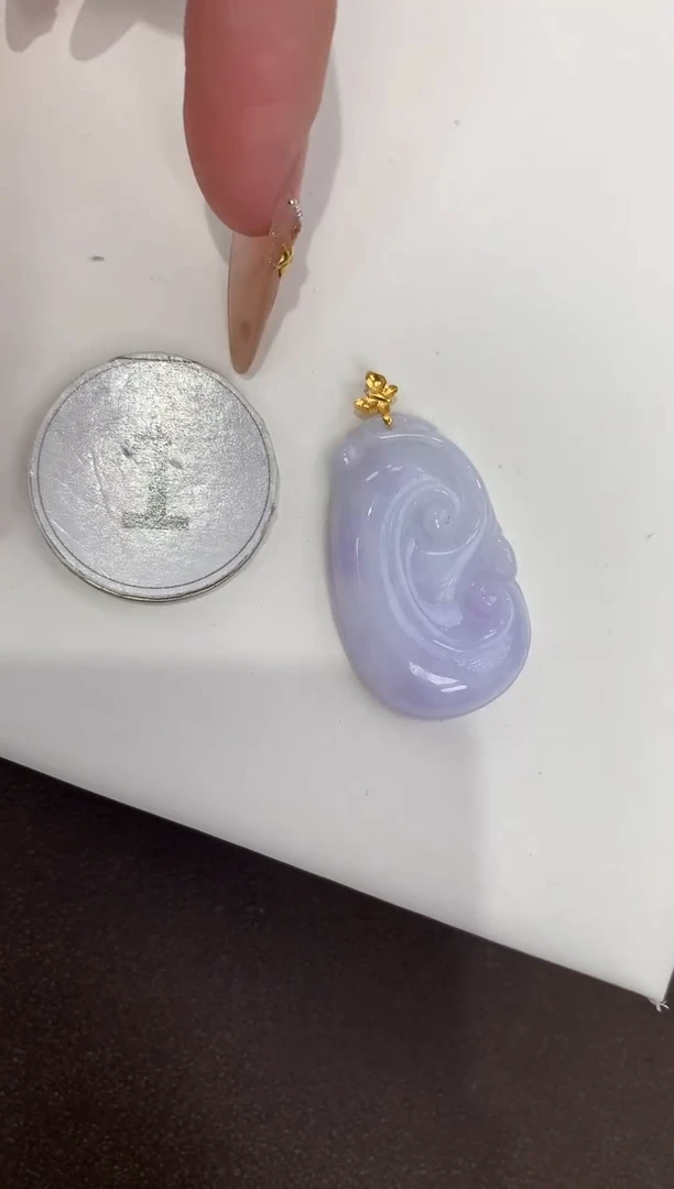 颈饰18K金镶嵌翡翠天然缅甸a货翡翠