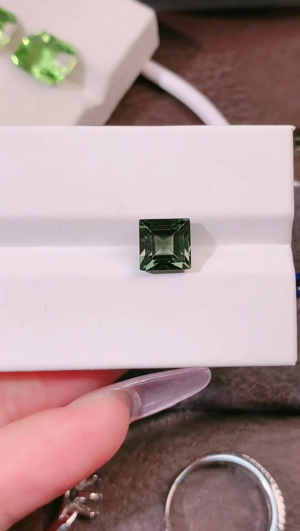 未镶嵌珠宝半成品碧玺天然绿色碧玺3.07ct