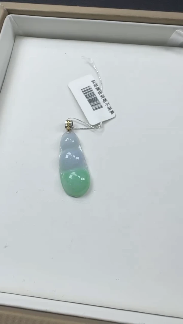 【闪购商品】翡翠颈饰18K金镶嵌YM1047-4豆子