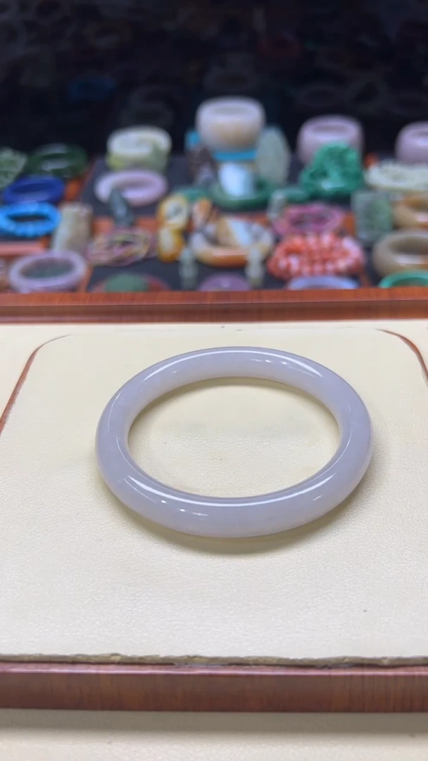 未镶嵌手镯石英质玉N****.077