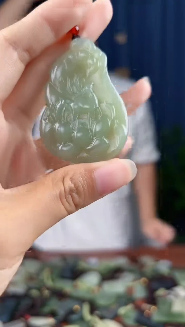 未镶嵌和田玉挂件拍一发一，