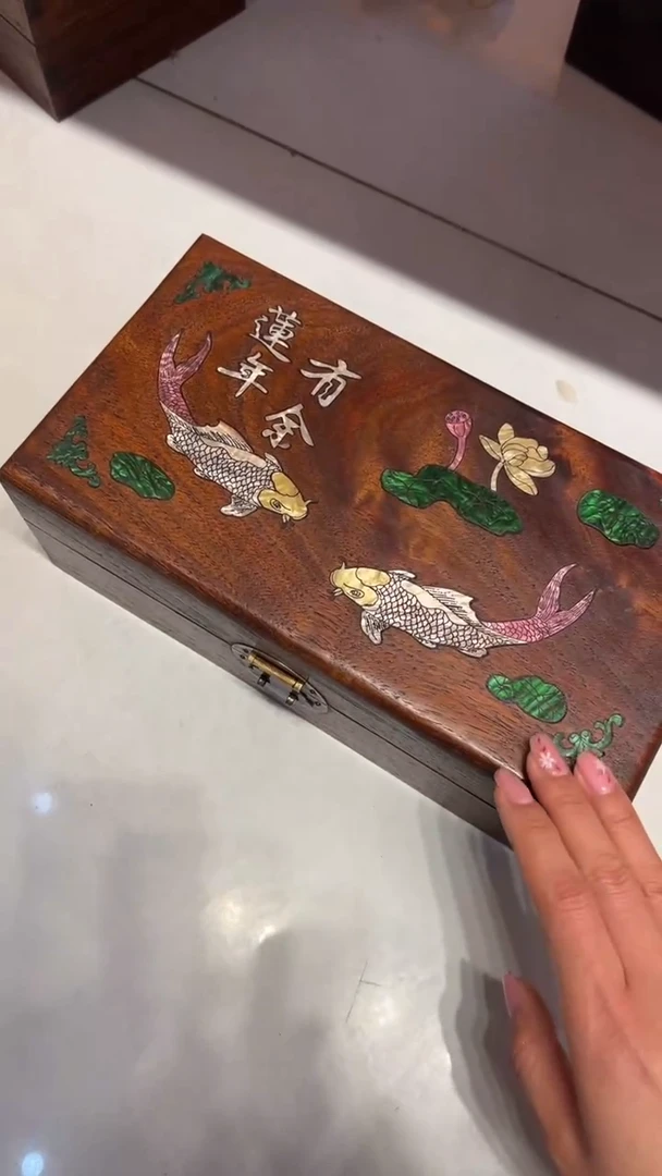 【闪购商品】木连年有余螺钿首饰盒