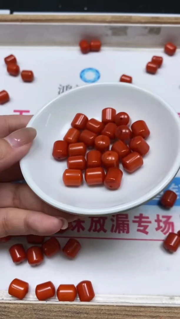 未镶嵌蜜蜡裸石C621 红皮蜜蜡 桶珠10个9.9元