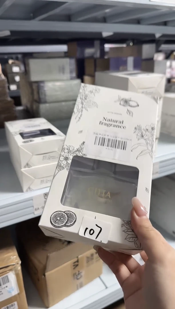 【闪购商品】小乔甄宝阁新年惊喜107