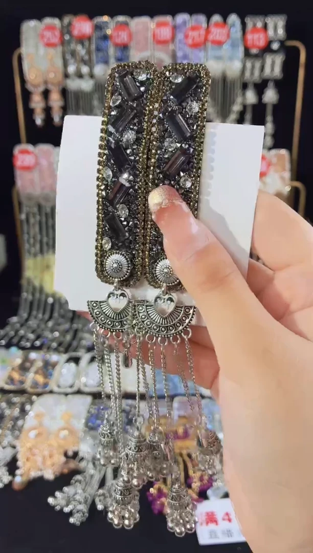 仿水晶铜合金276重工流苏发夹1对