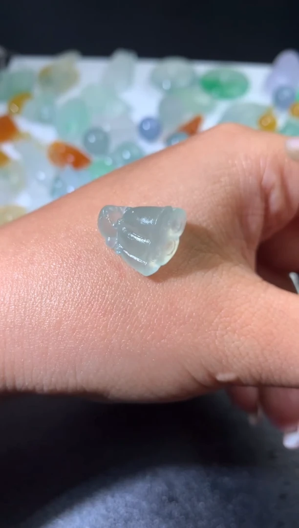 未镶嵌定制翡翠毛货