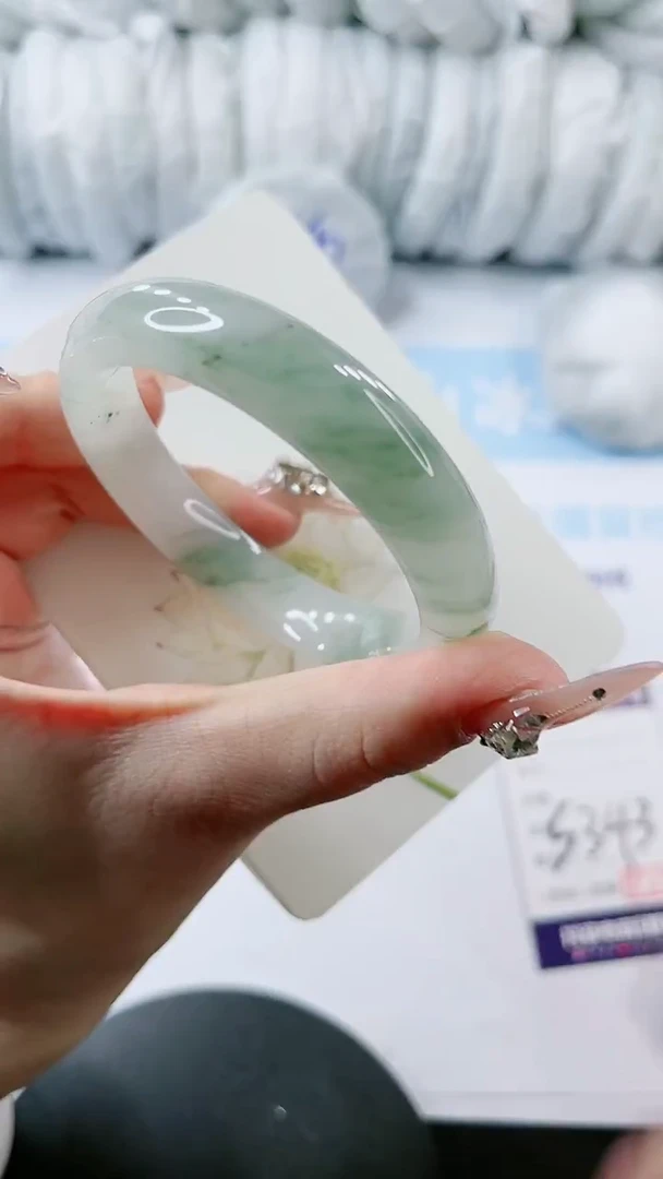 【闪购商品】石英质玉手镯未镶嵌多样性发货S343