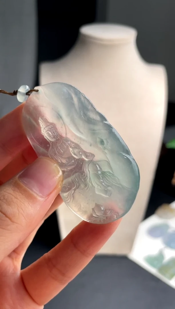 未镶嵌定制翡翠毛货观音