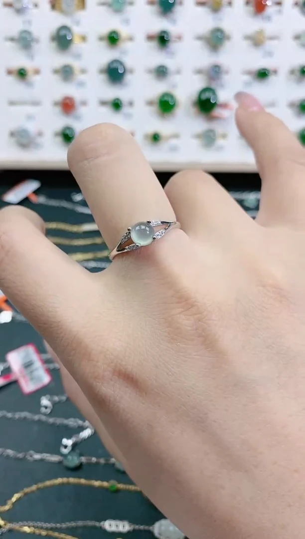 翡翠戒指银S925镶嵌天然翡翠