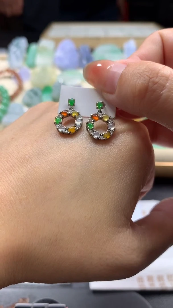 【闪购商品】翡翠耳饰银S925镶嵌翡翠