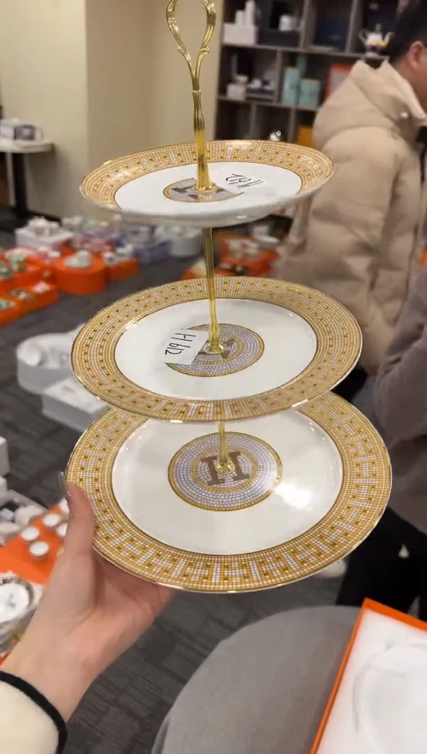 【闪购商品】杯H612--------------