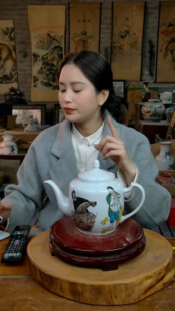 摆件陶景德镇陶瓷摆件发展大茶壶
