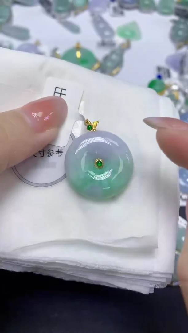 颈饰18K金镶嵌翡翠天然缅甸翡翠A货百元以上9元证书费自理