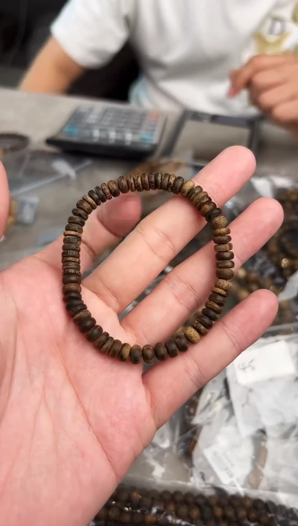 沉香手串71沉水文莱片珠 多样性发其一