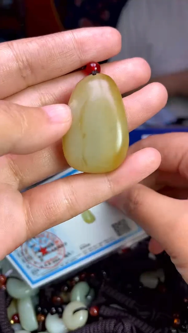 未镶嵌和田玉挂件1