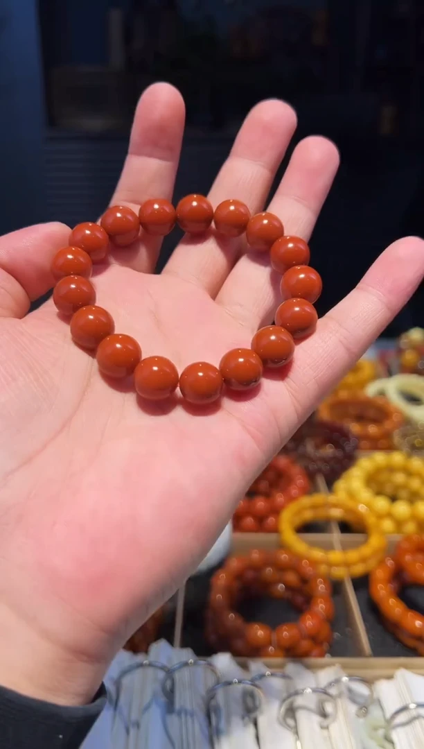未镶嵌手串南红玛瑙12+圆珠牛血红