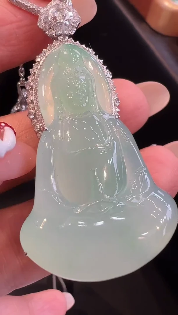 吊坠(不含链)18K金镶嵌翡翠吊坠