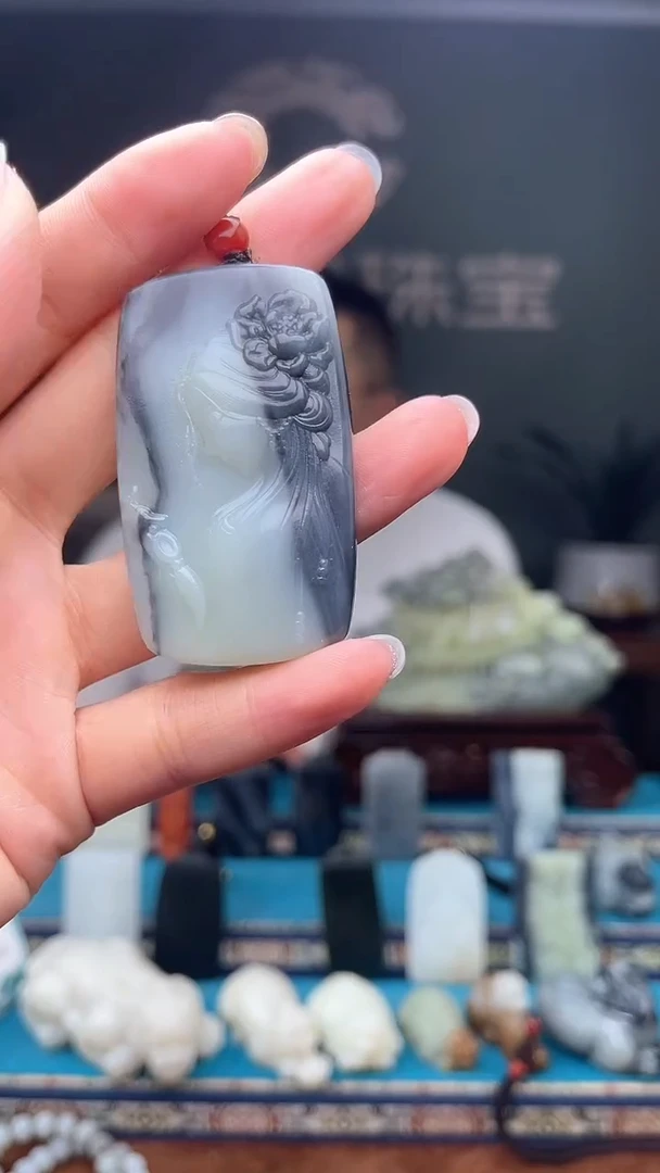 未镶嵌和田玉挂件1