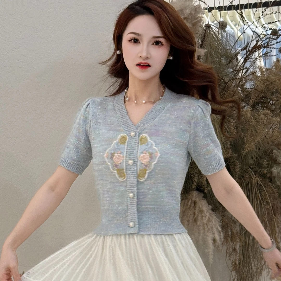 蔡小姐不扎肉针织扎染刺绣渐变半袖2025春季新款中式国风女装时尚