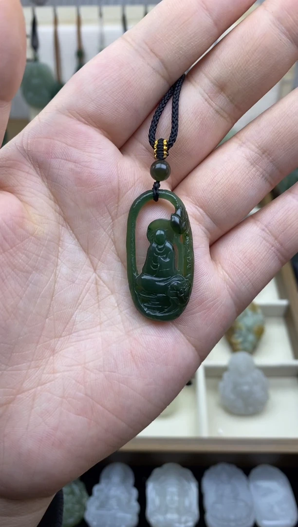 颈饰未镶嵌和田玉天然和田玉吊坠