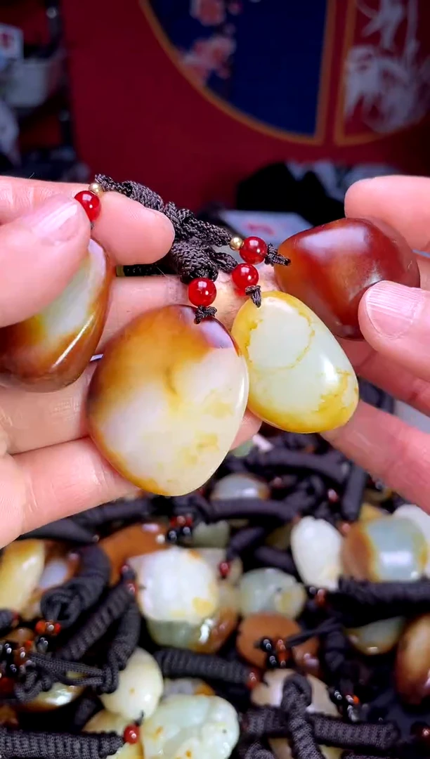 【闪购商品】和田玉颈饰未镶嵌1