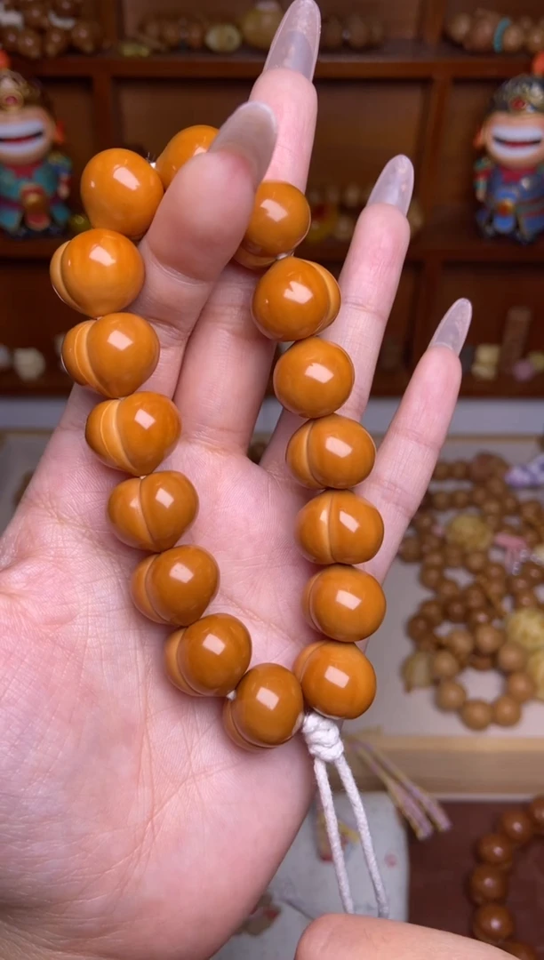 手串猴头核桃16+高定玻璃底柯基屁桃定制款手持