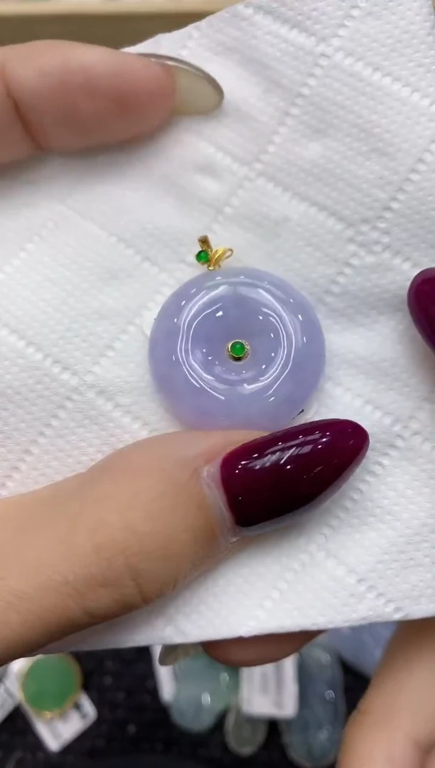 翡翠18K金镶嵌颈饰111111111111