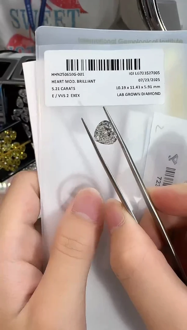裸石实验室培育钻石@ 5.21ct 先鉴赏，再定制！