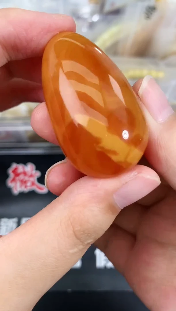 蜜蜡未镶嵌珠宝奇石137