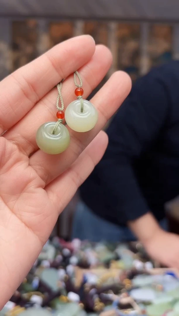 【闪购商品】和田玉挂件未镶嵌拍一发一多样性发货