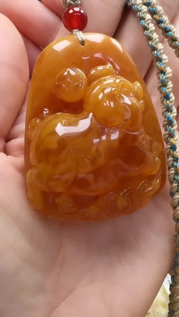 裸石琥珀未镶嵌如图