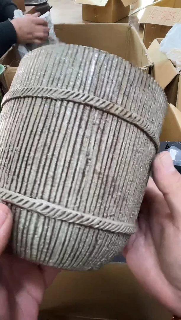 罐如图所示 阁集工艺品