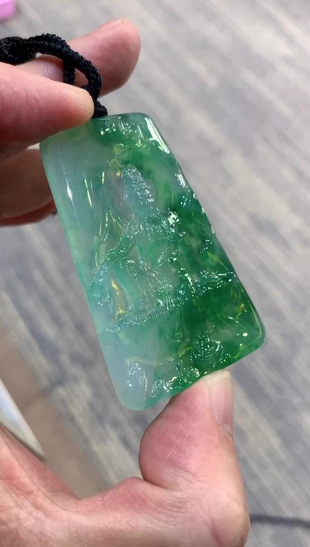 颈饰未镶嵌翡翠天然A货翡翠