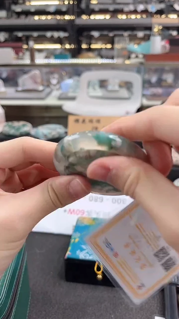未镶嵌手镯石英质玉瑾圈口（赠品镯心）