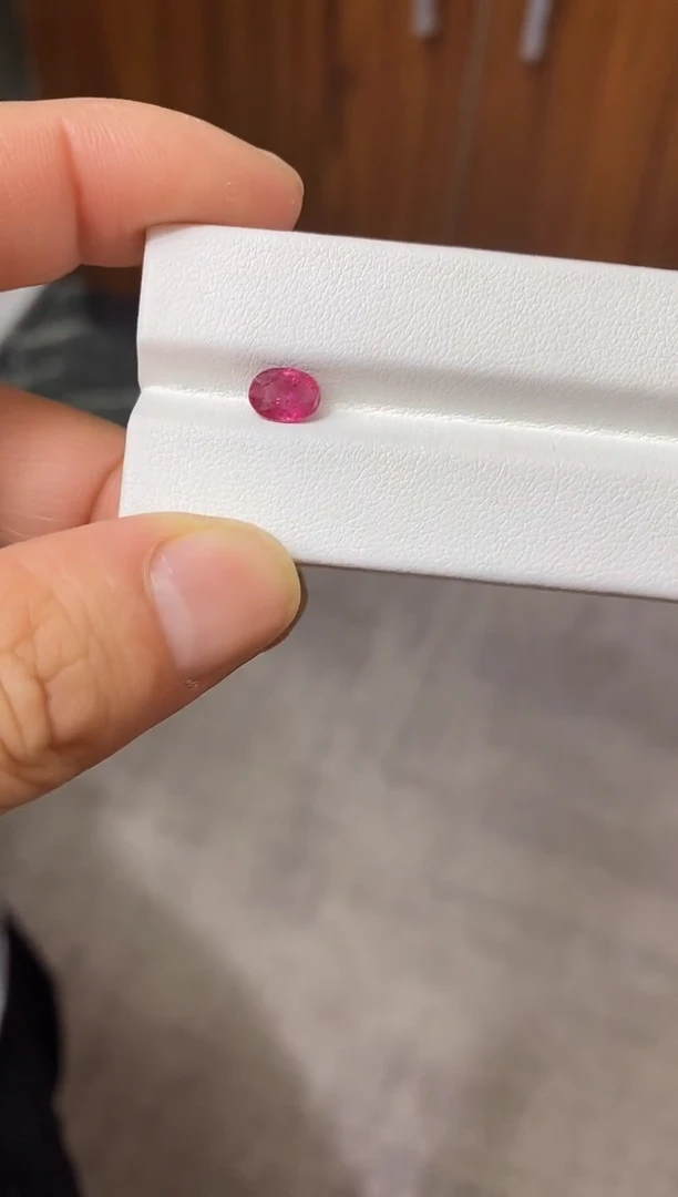 裸石蓝宝石1.00ct蓝宝石