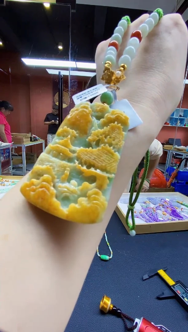 颈饰未镶嵌翡翠翡翠吊坠